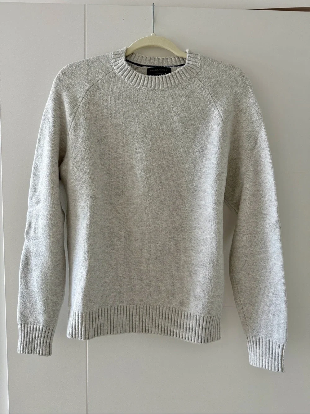 Banana Republic Men's Crewneck Sweater in Light Gray